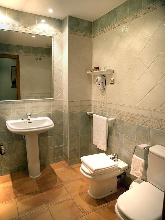 Aparta-Hotel Puertolas Escuer Bilik gambar