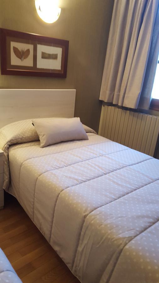 Aparta-Hotel Puertolas Escuer Luaran gambar